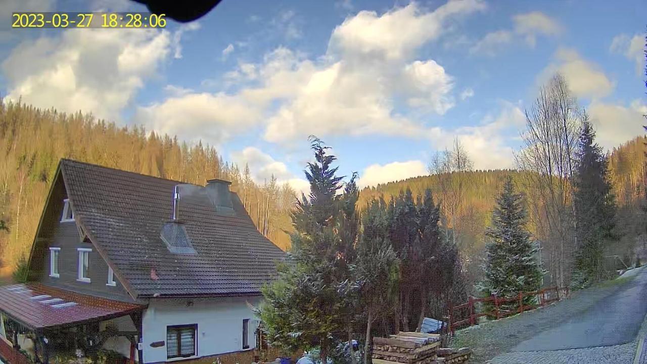 Monteur- Und Ferienwohnung Waldrauschen Fehrenbach Kültér fotó
