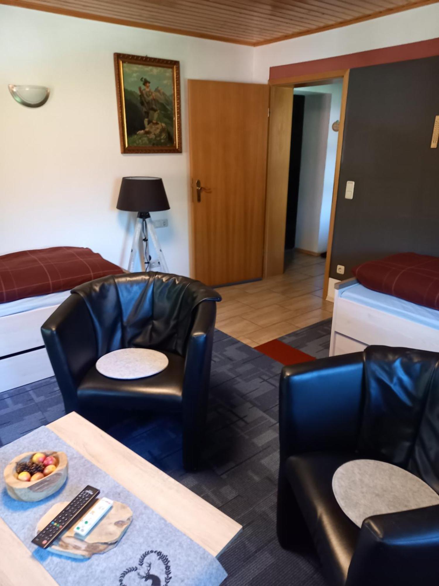 Monteur- Und Ferienwohnung Waldrauschen Fehrenbach Kültér fotó